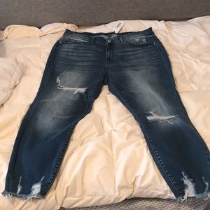 NWT Judy Blue distressed jeans size 20W